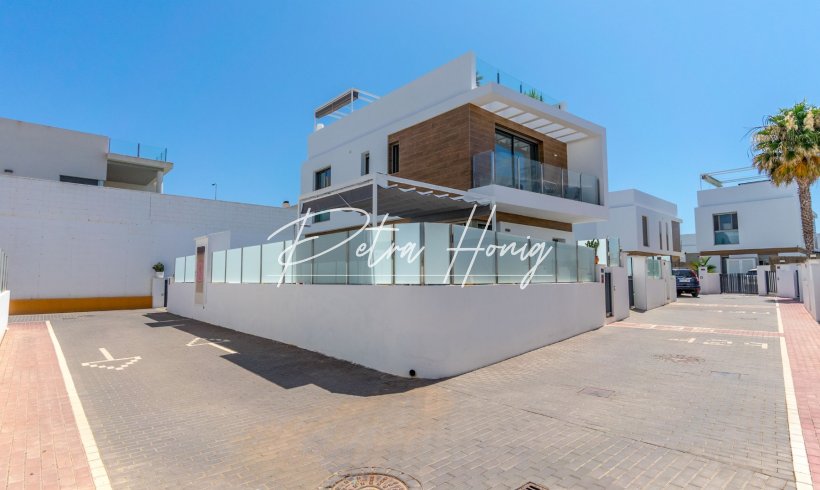 Villa - A Vendre - Orihuela Costa - Villamartin