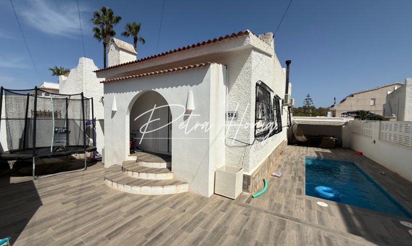 Villa - A Vendre - Orihuela Costa - Villamartin