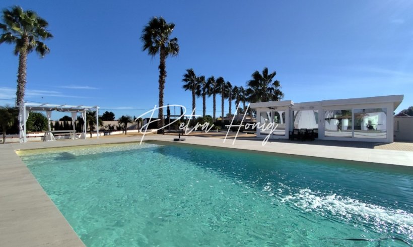 Villa - A Vendre - Other areas - El Mudamiento