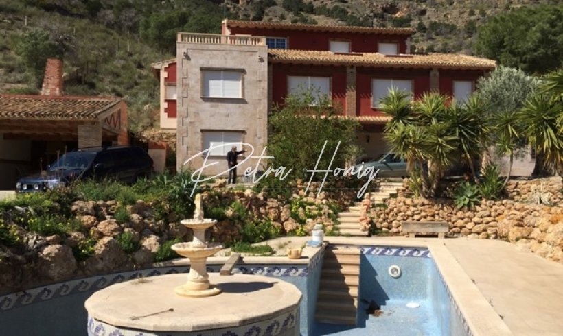 Villa - A Vendre - Other areas - GL-75484
