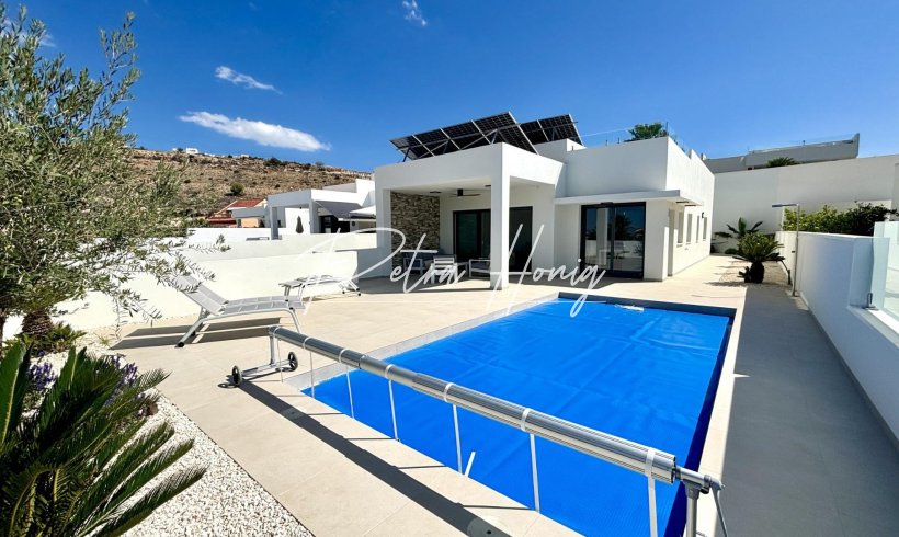 Villa - New build - Ciudad Quesada - 00-11972