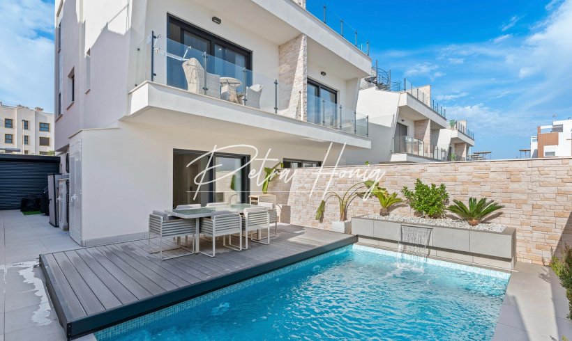 Villa - New build - Guardamar del Segura - 00-30948