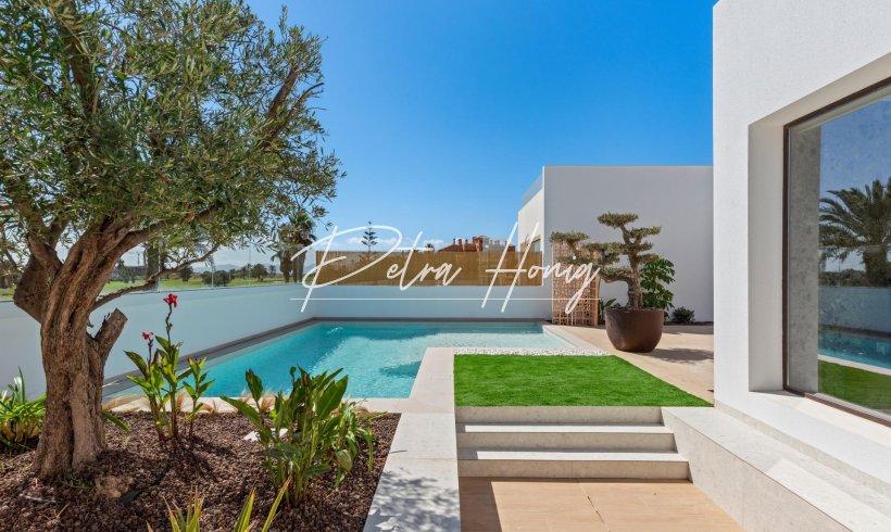 Villa - nieuw - Los Alcazares - Serena Golf