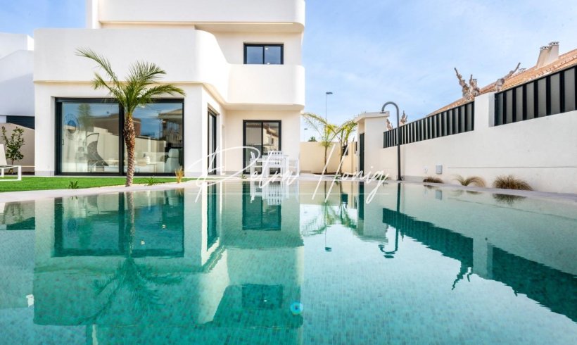Villa - Nouvelle Construction - Other areas - Roldán
