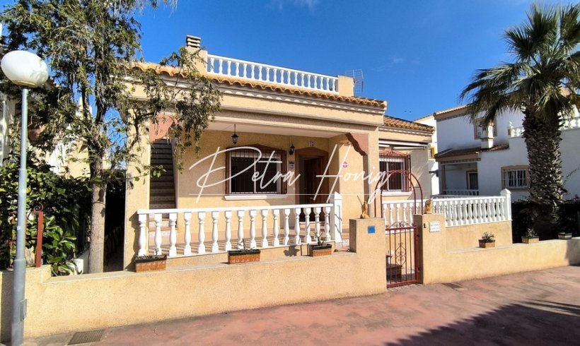 Villa - Resales - Algorfa - 200