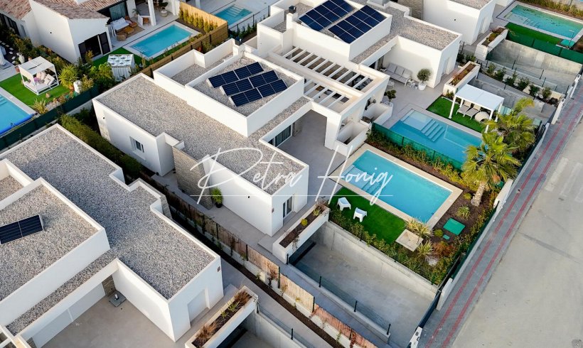 Villa - Resales - Algorfa - La Finca Golf - TS-99595