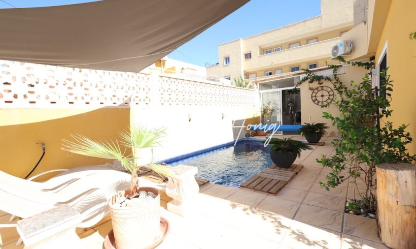 Villa - Resales - Cabo Roig - OC-82649