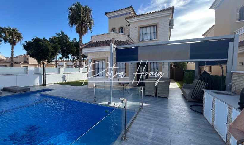 Villa - Resales - El Raso - El Raso, Guardamar