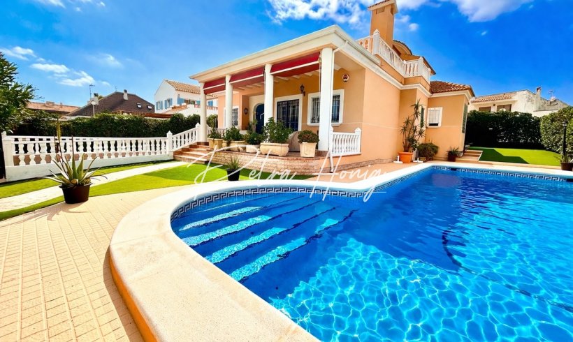 Villa - Resales - La Mata - La Mata