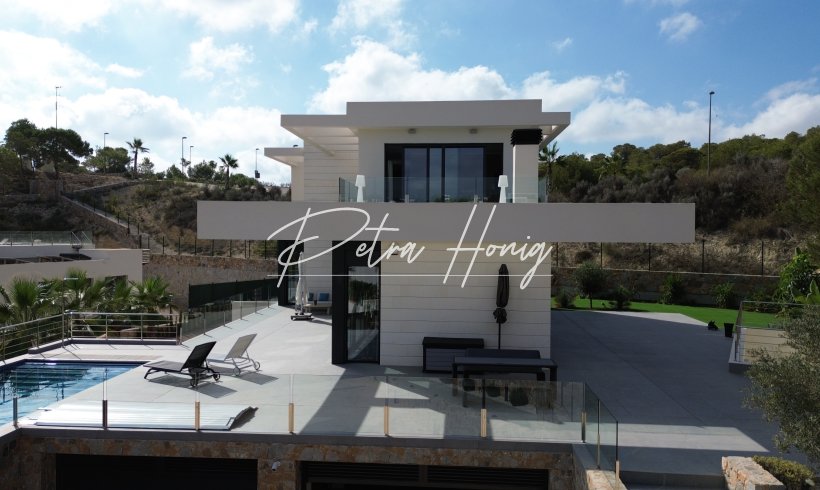 Villa - Resales - Las Colinas - Las Colinas Golf