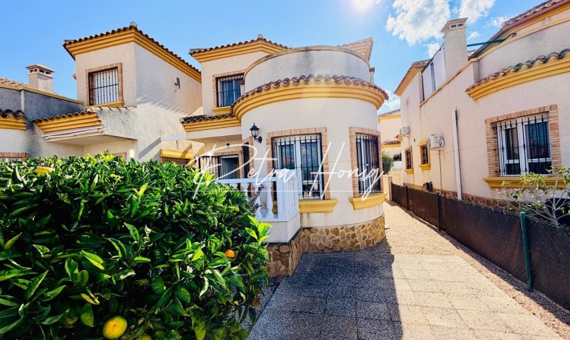 Villa - Resales - Los Montesinos - La Herrada