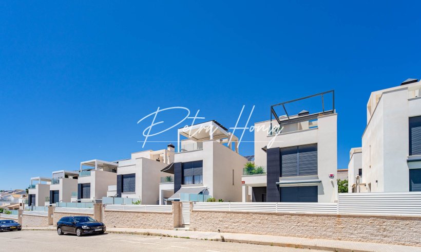 Villa - Resales - Punta Prima - Punta Prima