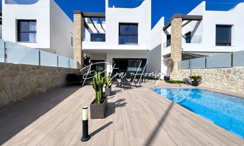 Villa - Resales - Punta Prima - WS-31454