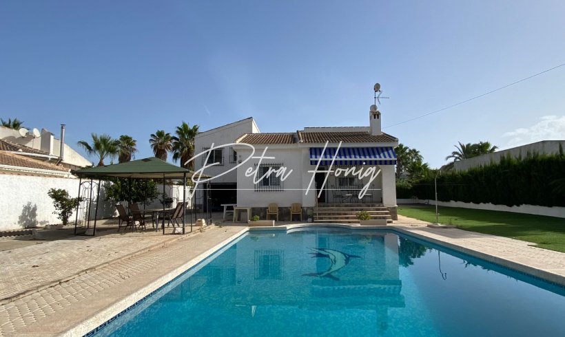 Villa - Resales - Torrevieja - San Luis