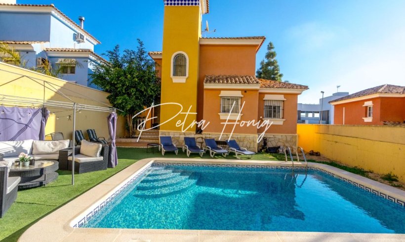 Villa - Resales - Villamartin - Villamartin