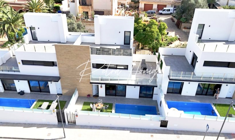 Villa - Resales - Villamartin - Villamartin