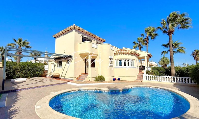 Вилла - Sale - Orihuela Costa - Los Dolses