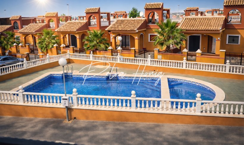 Вилла - Sale - Torrevieja - Aguas Nuevas