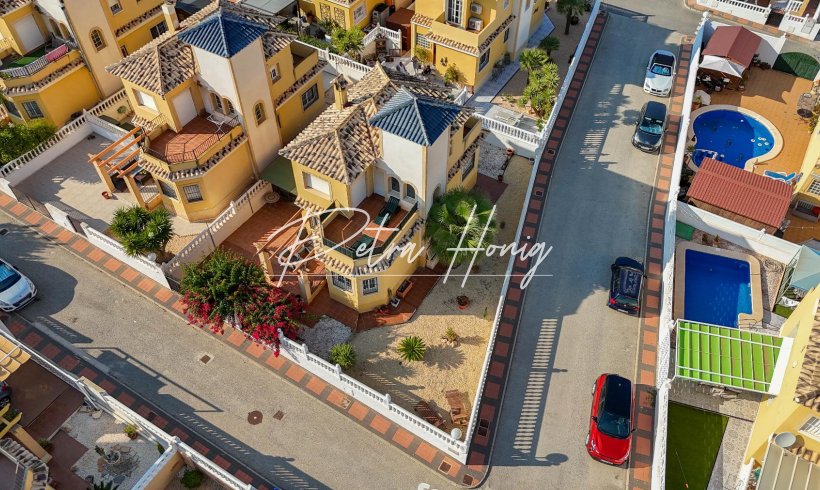 Villa - Til Salgs - Algorfa - La Finca Golf - Lo Crispin