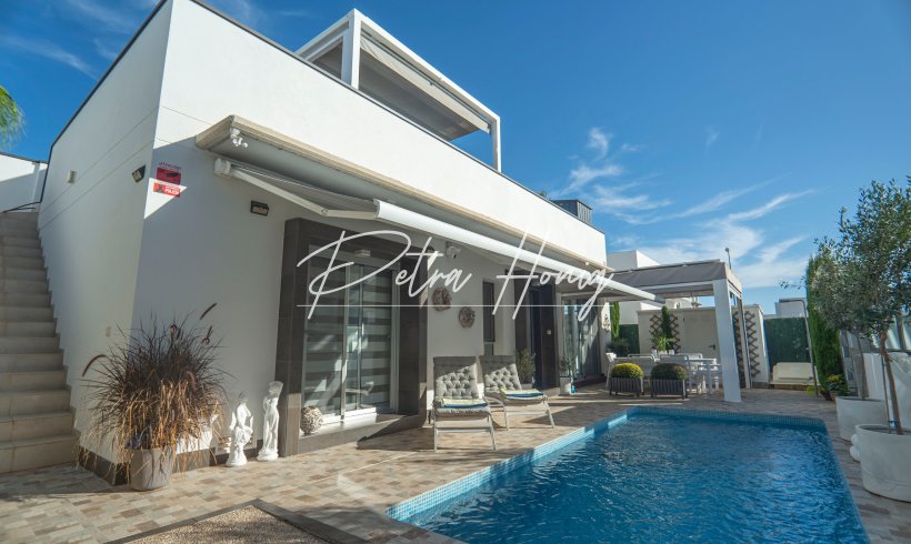 Villa - Til Salgs - Ciudad Quesada - 159