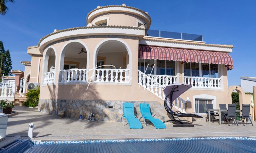 Villa - Til Salgs - Ciudad Quesada - 171