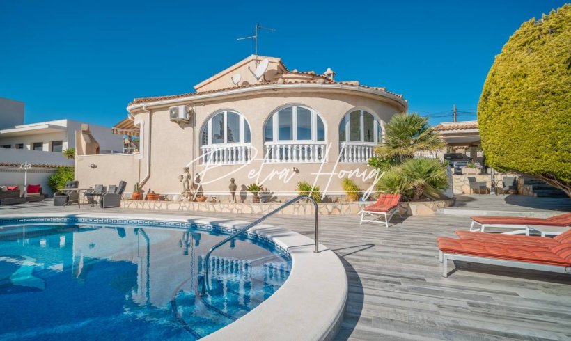 Villa - Til Salgs - Ciudad Quesada - 379