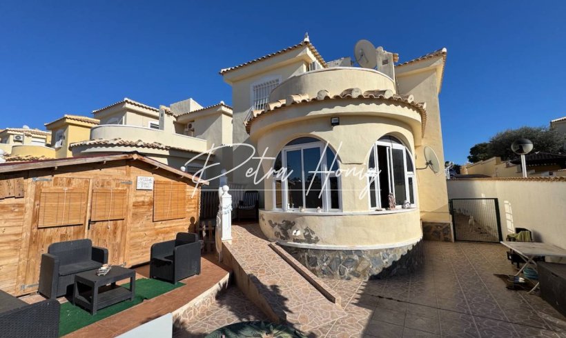 Villa - Til Salgs - Ciudad Quesada - 820
