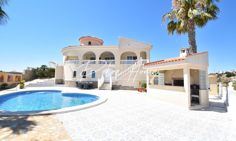 Villa - Til Salgs - Ciudad Quesada - 870