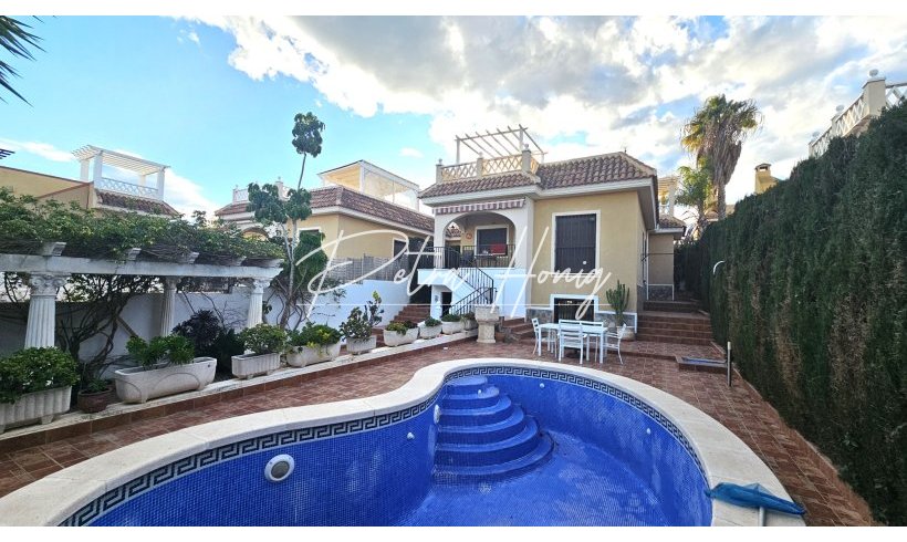 Villa - Til Salgs - Ciudad Quesada - Ciudad Quesada