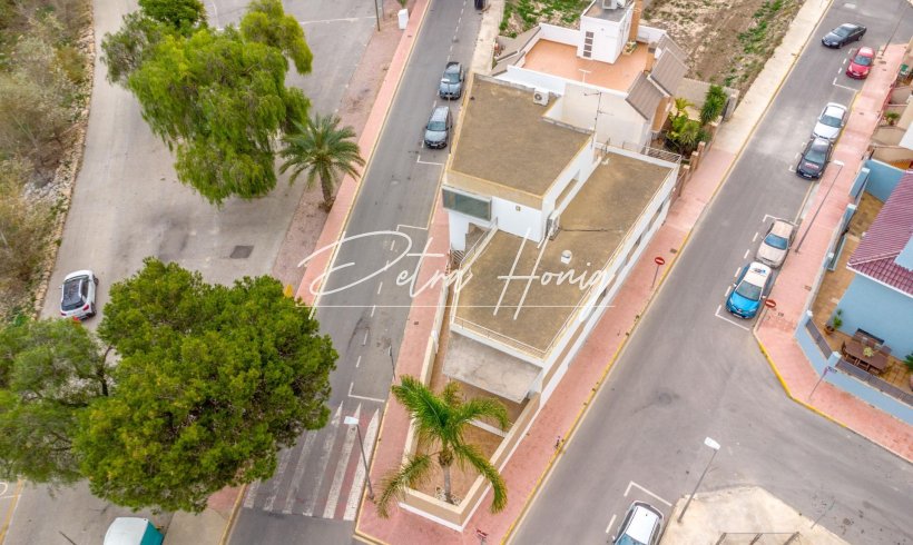 Villa - Til Salgs - Ciudad Quesada - PJ-93347