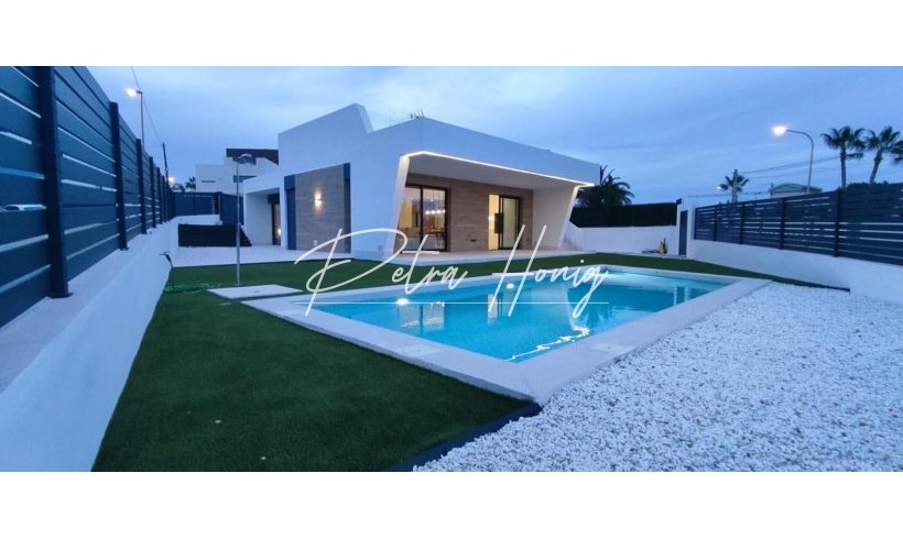 Villa - Til Salgs - Ciudad Quesada - Town Center