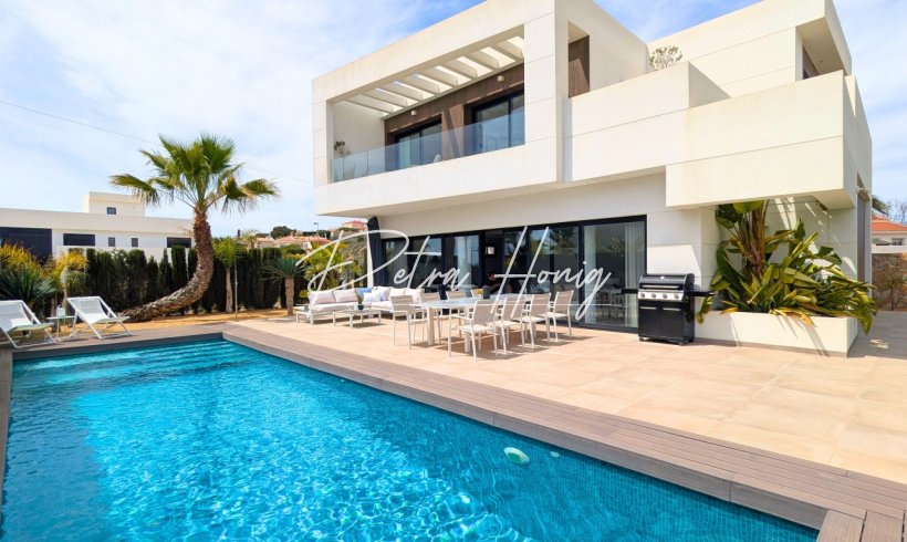 Villa - Til Salgs - Ciudad Quesada - Town Center