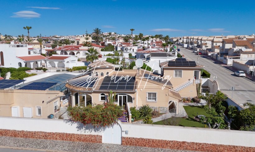 Villa - Til Salgs - Ciudad Quesada - Town Center