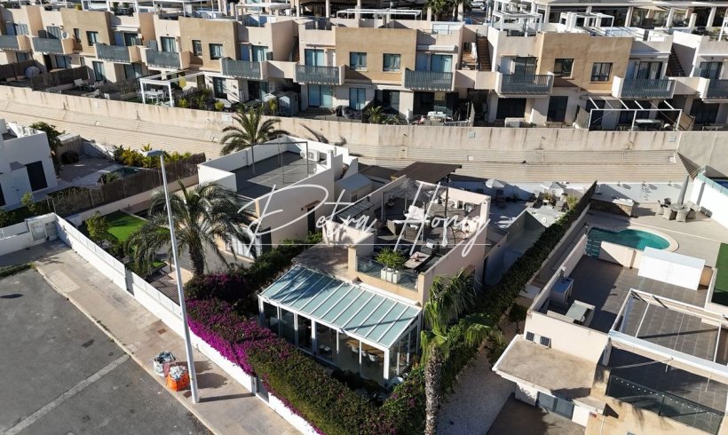 Villa - Til Salgs - La Zenia - La Zenia