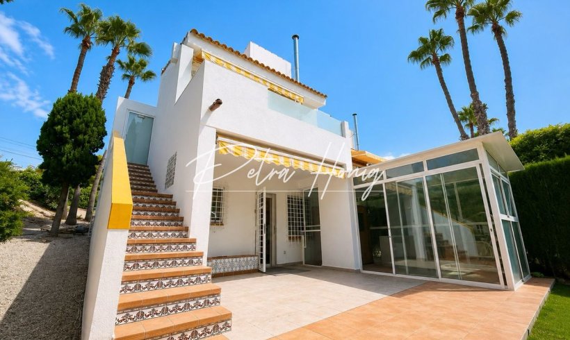 Villa - Til Salgs - Villamartin - Villamartin