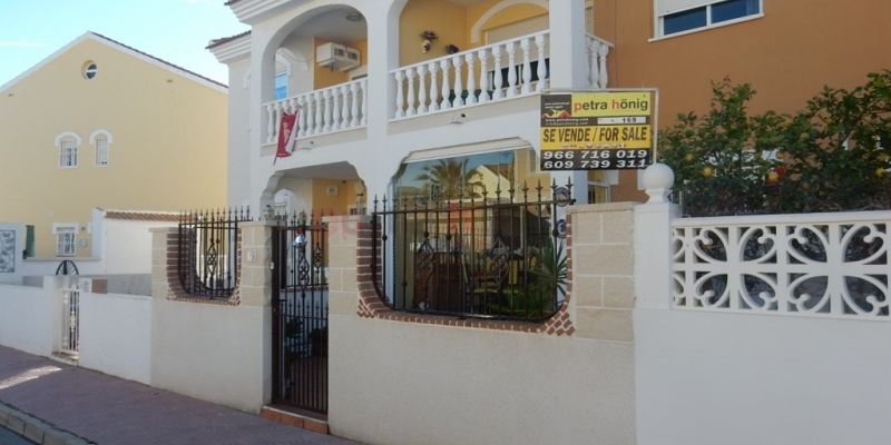 Immobilien zum Verkauf in Dona Pepa