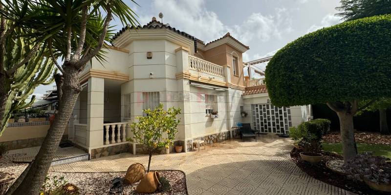 Dette hus til salg i Doña Pepa: Et sted at kalde hjem