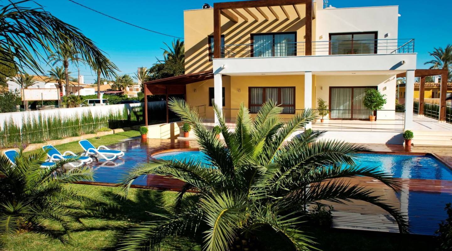 Gebrauchtobjekte - Einfamilienhaus - Cabo Roig