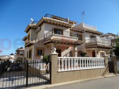 Resales - Townhouse - Villamartin