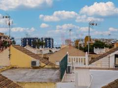 Gebrauchtobjekte - Einfamilienhaus - Torrevieja - Punta Prima