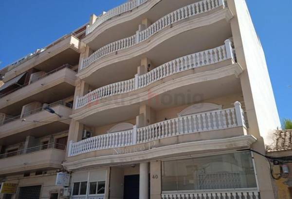 Appartement - Resales - Torrevieja - Paseo maritimo