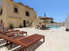 Resales - Villa - Villamartin