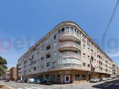 Resales - Apartment - Torrevieja - Playa De Los Náufragos