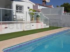 Gebrauchtobjekte - Einfamilienhaus - Alicante
