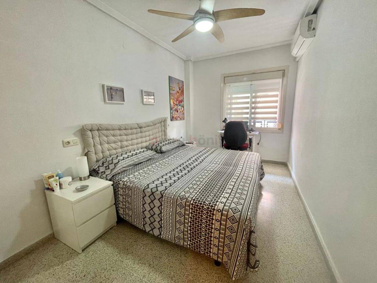 Resales - Appartement - Torrevieja - Playa de La Acequion