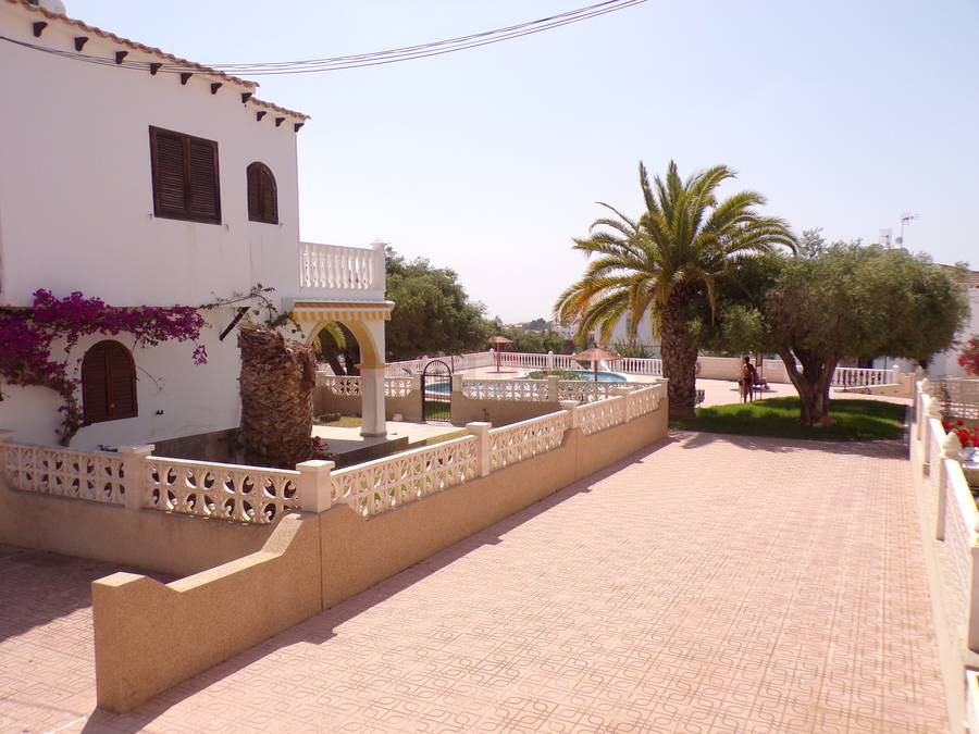 Resales - Apartment - Villamartin