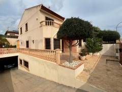 Resales - Villa - Torrevieja Centro - Torrevieja