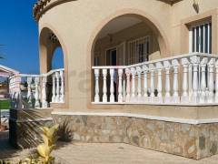 A Vendre - Villa - La Marina