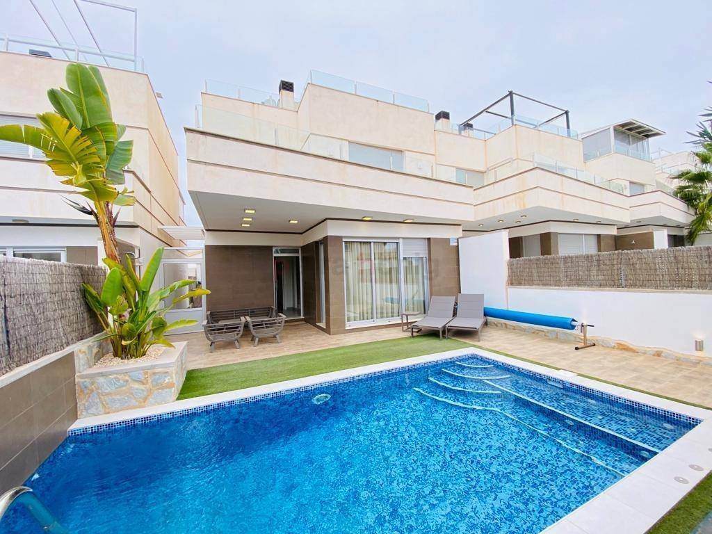 Resales - Villa - Orihuela Costa - Montezenia