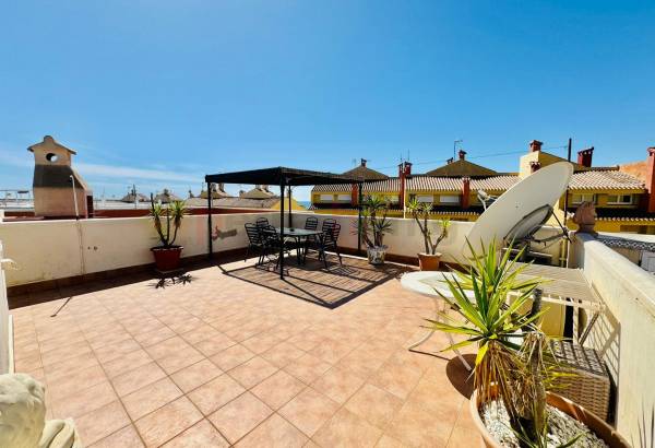 Apartamento - Reventa - Torrevieja - La Veleta